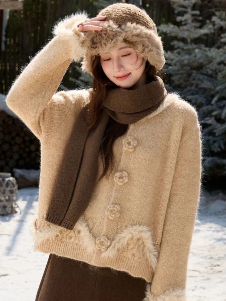 謎秀(MISHOW)女裝品牌2025冬季最新產品展示