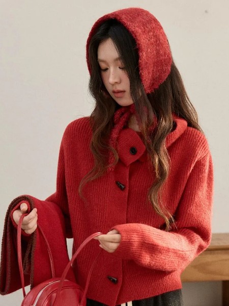 謎秀(MISHOW)女裝品牌2025冬季最新產品展示