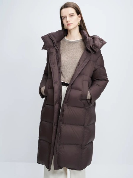 曼婭奴(MIGAINO)女裝品牌2025冬季最新產品展示