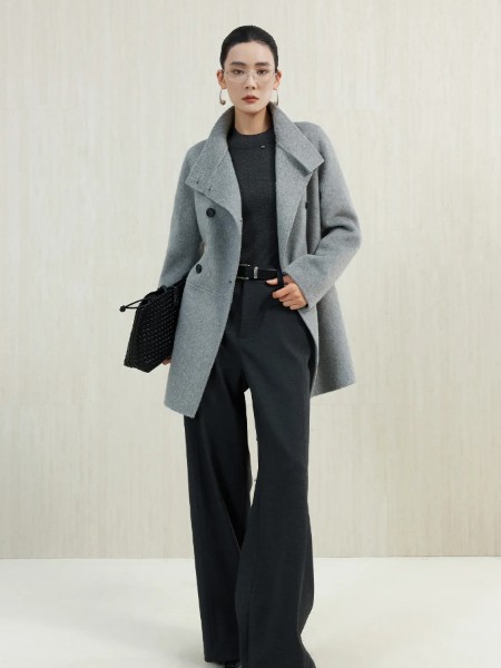 西納維思(Swelnus)女裝品牌2025最新產(chǎn)品展示