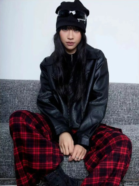 美麗哲學女裝品牌2025最新產品展示