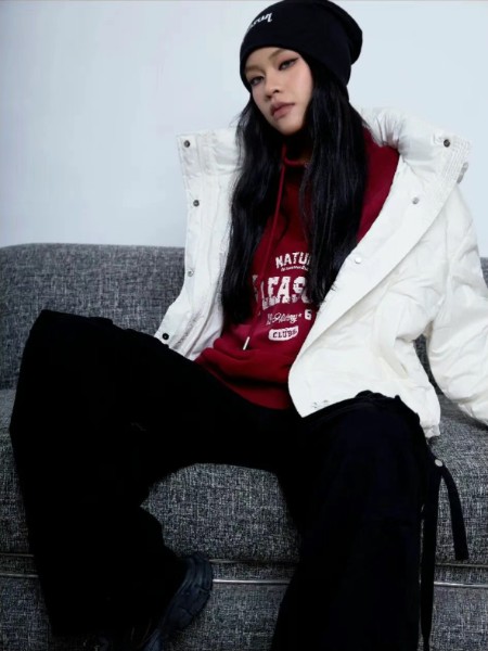 美麗哲學女裝品牌2025最新產品展示