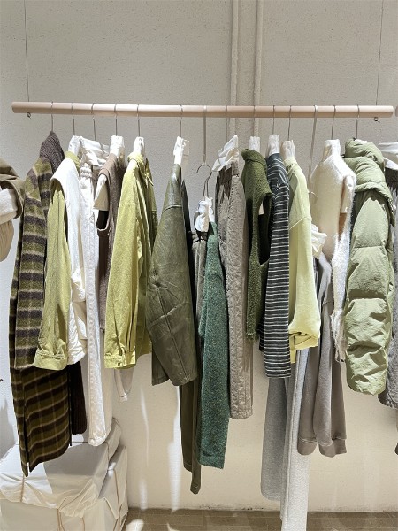 簡與媄女裝品牌2025年冬季最新產品展示