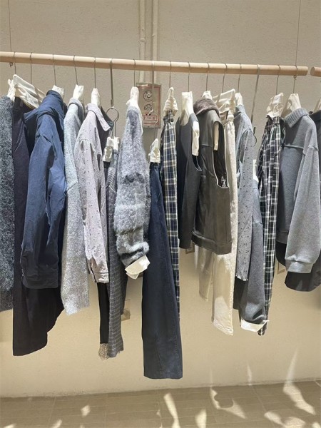 簡與媄女裝品牌2025年冬季最新產品展示