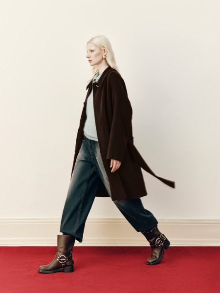 艾蜜雪女裝品牌2025最新產品展示