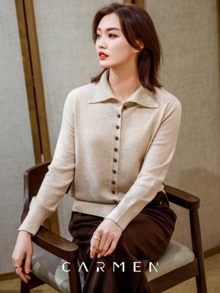 卡蔓(CARMEN)女裝品牌2025年冬季最新產品展示