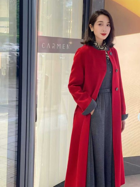 卡蔓(CARMEN)女裝品牌2025年冬季最新產品展示