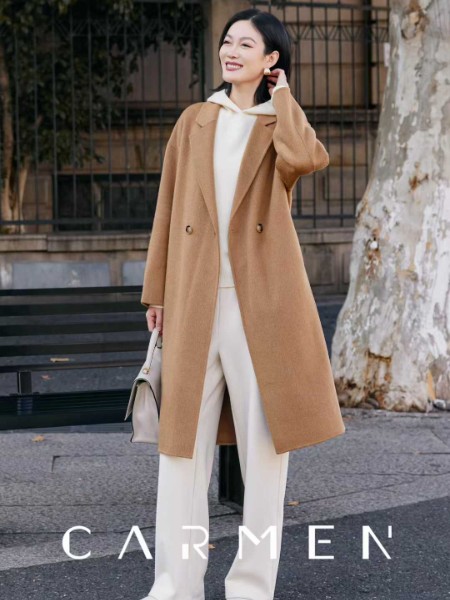 卡蔓(CARMEN)女裝品牌2025年冬季最新產品展示