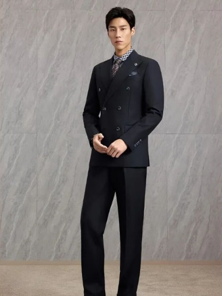 隆慶祥男裝品牌2025最新產品展示