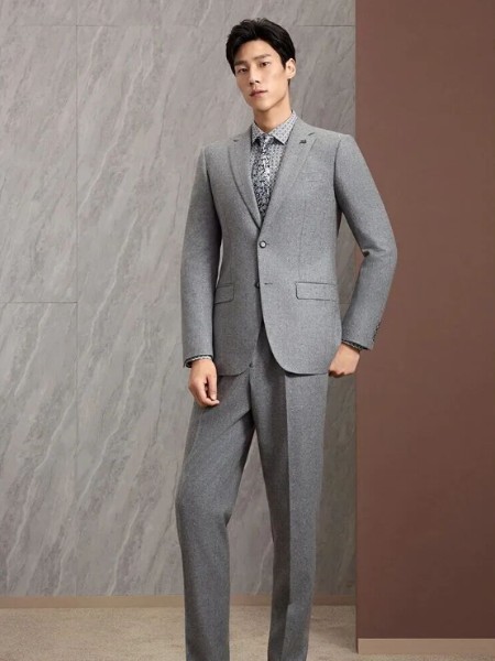 隆慶祥男裝品牌2025最新產品展示