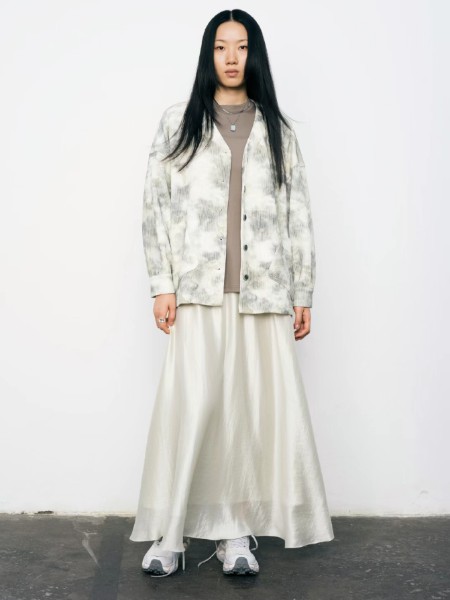 奕色(LESERBIE)女裝品牌2025秋冬季最新產品展示