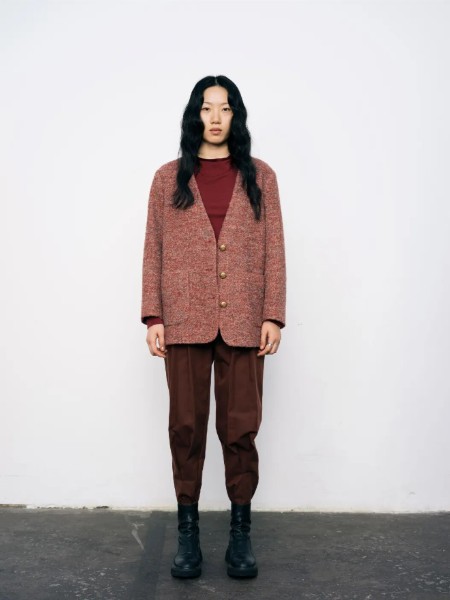 奕色(LESERBIE)女裝品牌2025秋冬季最新產品展示