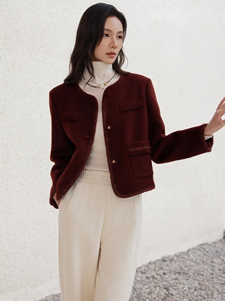 丝雨桐(SIYUTN)女装品牌2025最新产品展示