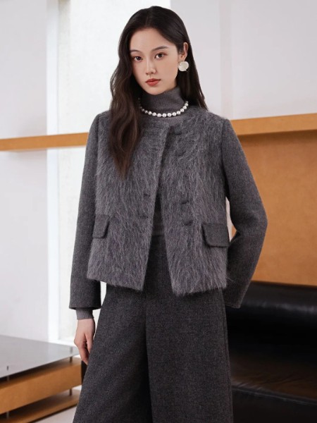 丝雨桐(SIYUTN)女装品牌2025最新产品展示