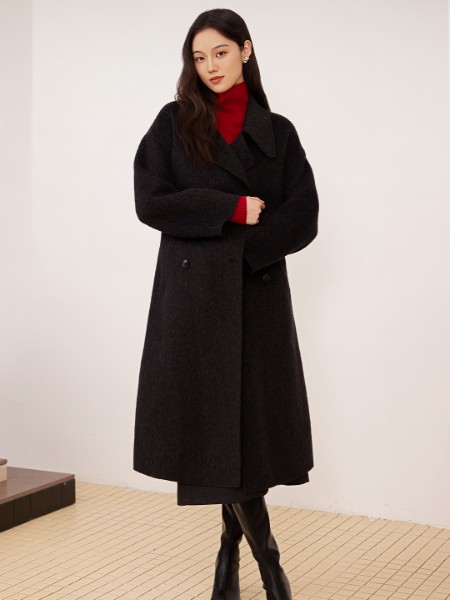 絲雨桐(SIYUTN)女裝品牌2025最新產(chǎn)品展示