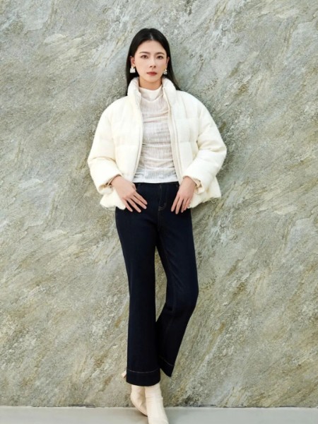 卡索(castle)女裝品牌2025冬季最新產品展示