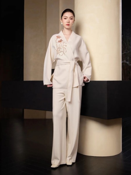 15小時女裝品牌2025最新產(chǎn)品展示