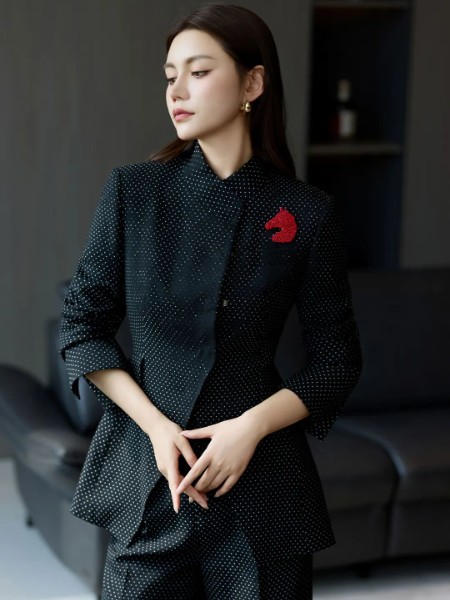 15小時女裝品牌2025最新產(chǎn)品展示