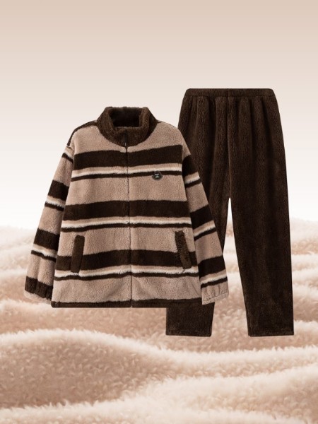 HELLO MORO紀戀日休閑牛仔品牌2025最新產(chǎn)品展示