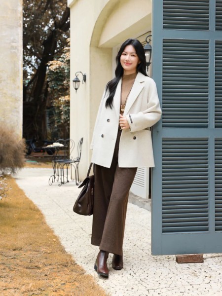 朵以(Duoyi)女裝品牌2025最新產(chǎn)品展示