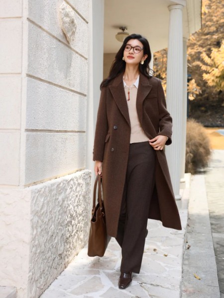 朵以(Duoyi)女裝品牌2025最新產品展示