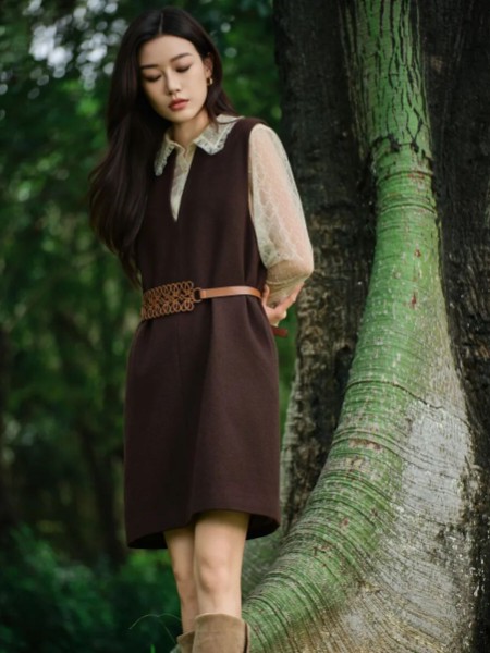 鳶娜爾(innaeydn)女裝品牌2025最新產品展示