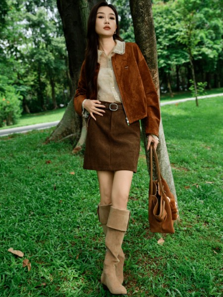 鳶娜爾(innaeydn)女裝品牌2025最新產品展示