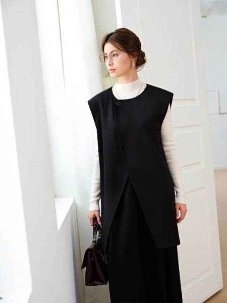 姚領(lǐng)(YAOLY)女裝品牌2025最新產(chǎn)品展示