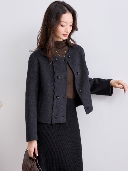 茵爍女裝品牌2025冬季最新產品展示