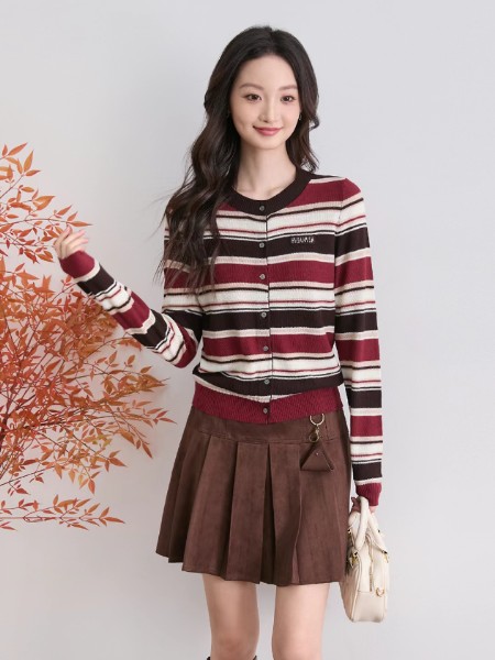 茵爍女裝品牌2025冬季最新產品展示