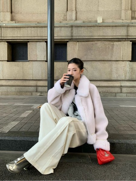 荷高(H.HENTEEL)女裝品牌2025冬季最新產品展示