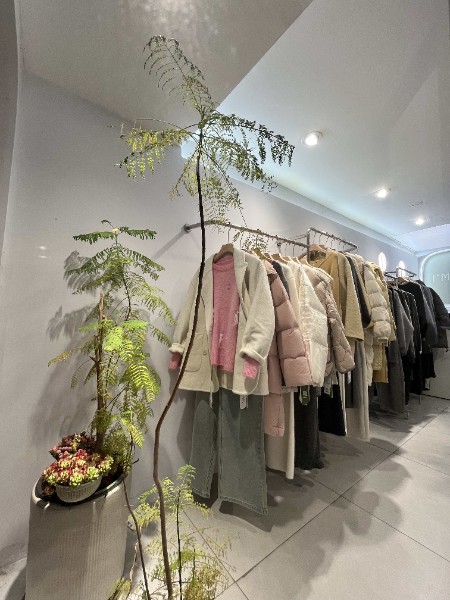 愛美媽咪I'M MAMI女裝品牌最新產品展示