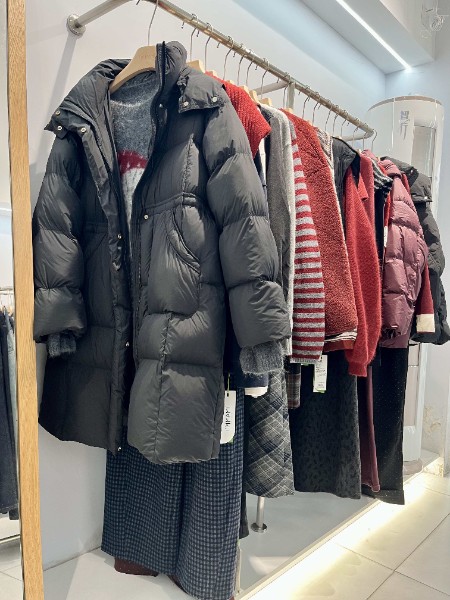 愛美媽咪I'M MAMI女裝品牌最新產品展示