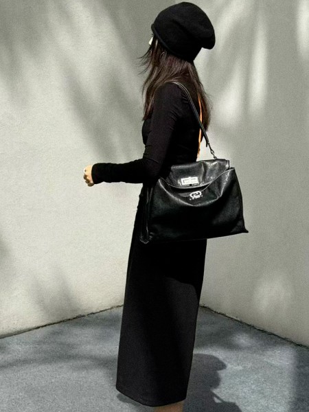 菲安妮(FION)箱包飾品品牌2025最新產品展示