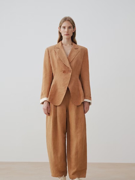 例外女裝品牌2025秋季最新產(chǎn)品展示