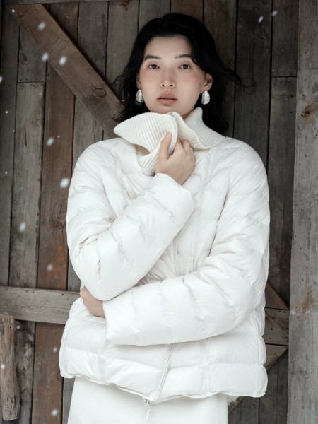 恩瑞妮(enruini)女裝品牌2025冬季最新產(chǎn)品展示