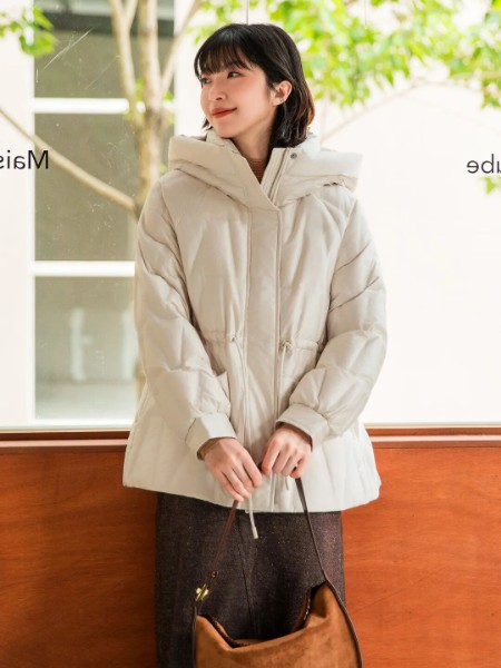 意澳(Eall.cz)女裝品牌2025冬季最新產(chǎn)品展示