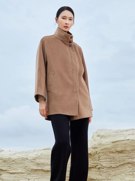 布伊軌道女裝品牌2025冬季最新產品展示