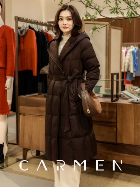 卡蔓(CARMEN)女裝品牌2025年冬季最新產品展示