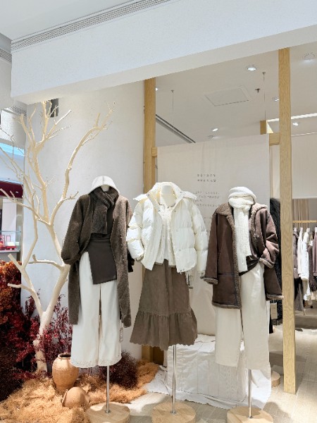 简与媄女装有哪些合作政策？可以调换货吗？