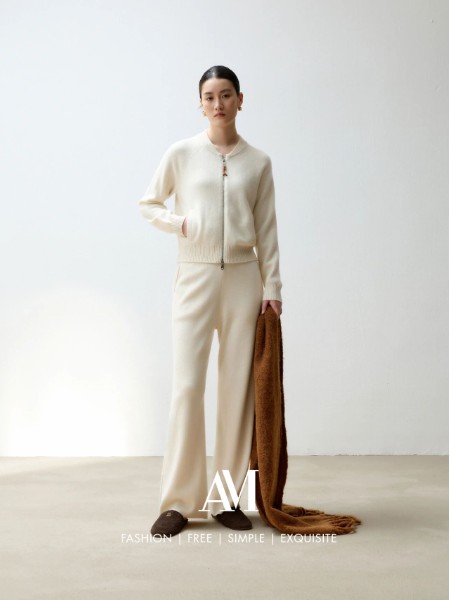 路卡西(LEUCOTHEA)女裝品牌2025最新產品展示