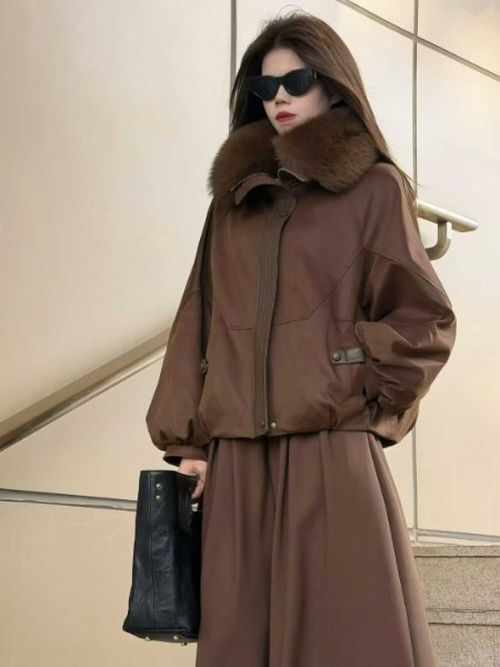 VIEAING薇迎女裝品牌2025年冬季最新產品展示