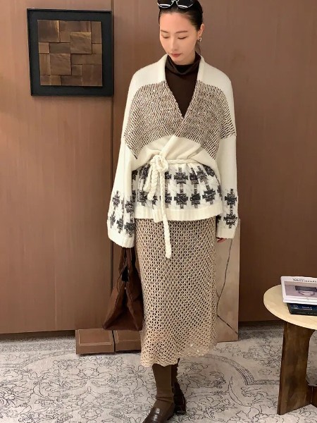 旦可韻女裝品牌2025冬季最新產(chǎn)品展示