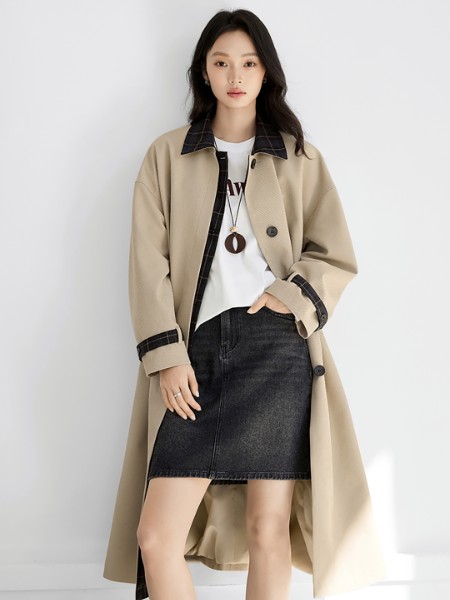 對白女裝品牌2025秋冬季最新產(chǎn)品展示