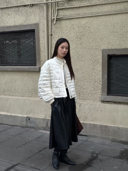 費依(FAY FAYEE)女裝品牌2025冬季最新產品展示