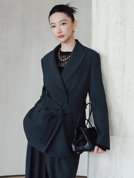 歌蒂詩(shī)(GUETES)女裝品牌2025冬季最新產(chǎn)品展示