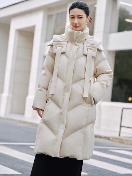 歌蒂詩(shī)(GUETES)女裝品牌2025冬季最新產(chǎn)品展示