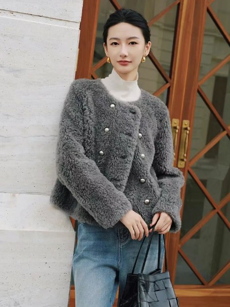 歌蒂詩(shī)(GUETES)女裝品牌2025冬季最新產(chǎn)品展示