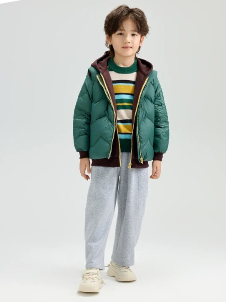 ULLU 優(yōu)露童裝品牌2025最新產(chǎn)品展示