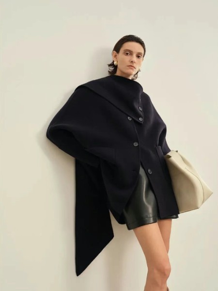 Jue&sue拉素(Jue&sue)女装品牌2025冬季最新产品展示